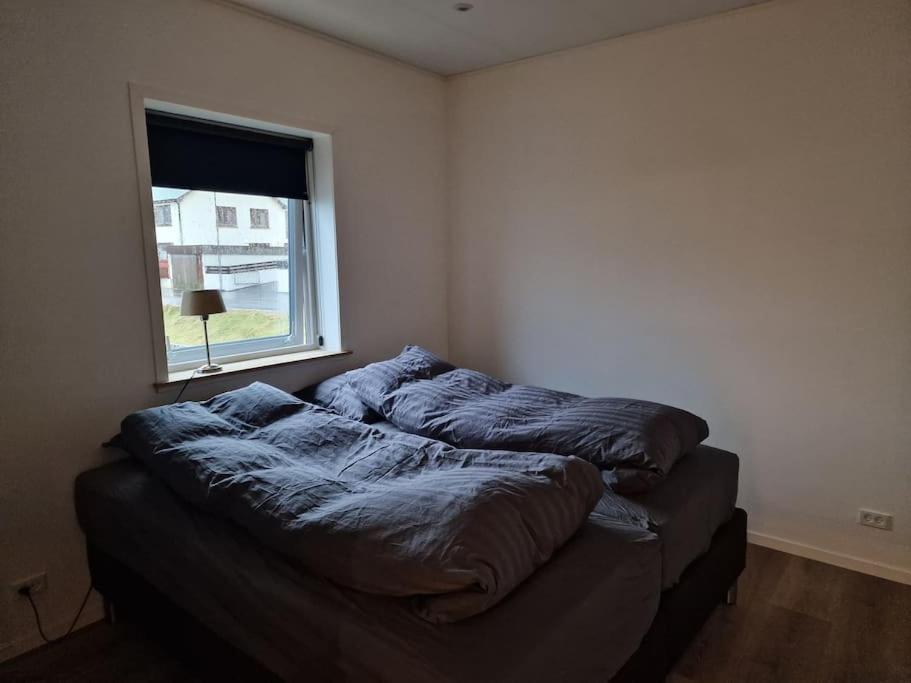 New Flat With Hot Tub - No1 Apartment Oyndarfjordur Exterior photo