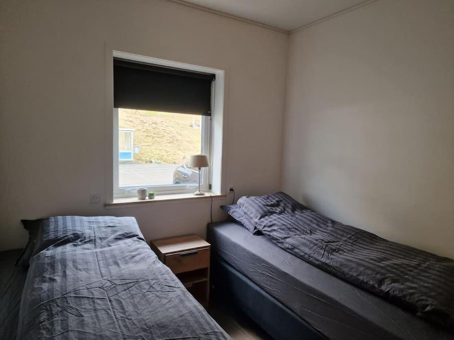 New Flat With Hot Tub - No1 Apartment Oyndarfjordur Exterior photo
