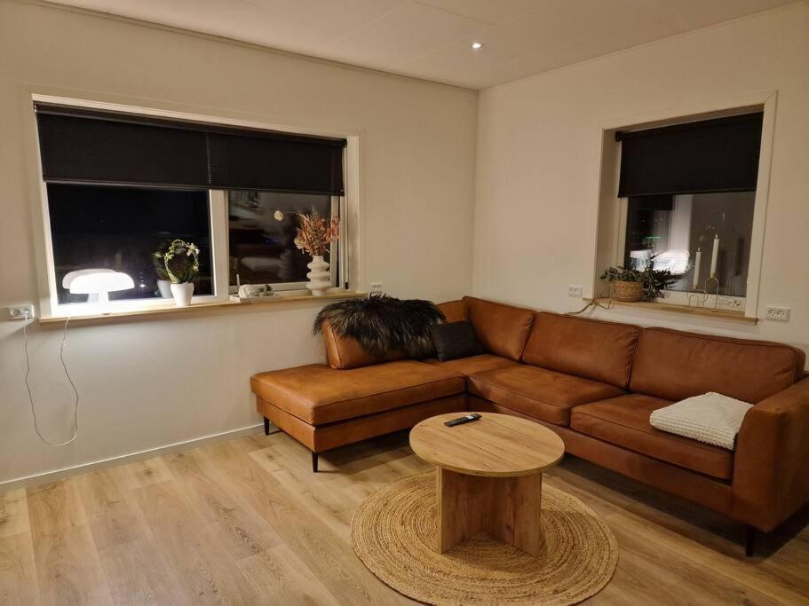 New Flat With Hot Tub - No1 Apartment Oyndarfjordur Exterior photo